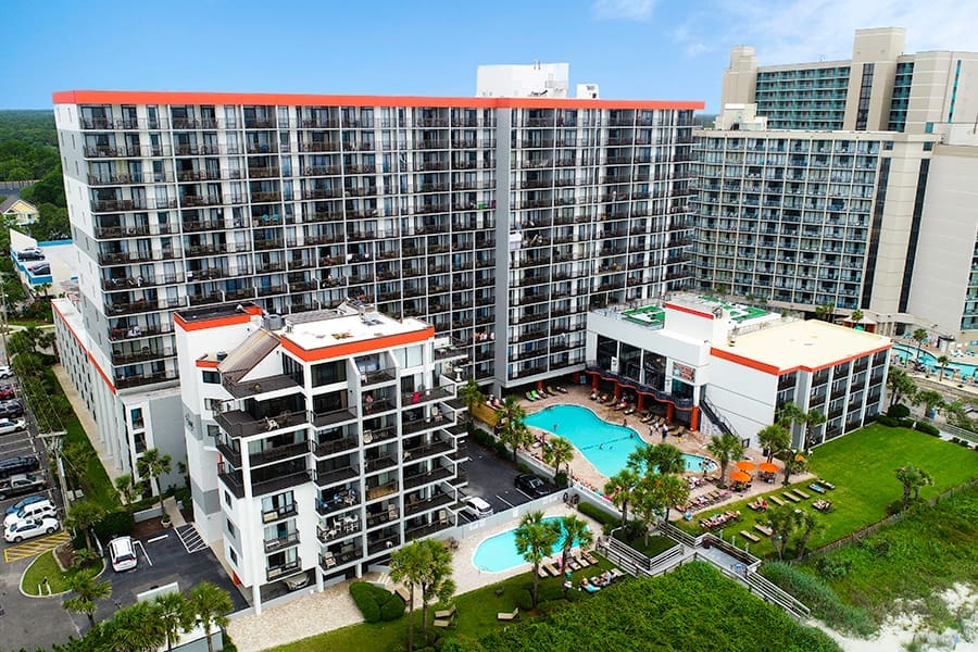 grande-cayman-900x600